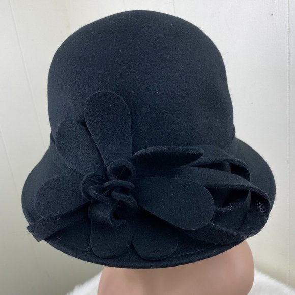 100% Wool Black Cloche Hat w/ Flower Accent - Picture 1 of 6